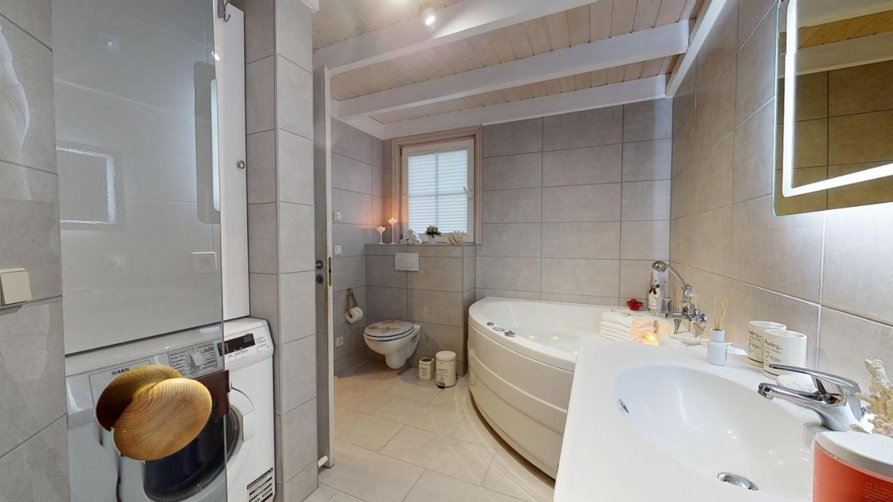 Strandhaus Ruegen - Meerblick, Sauna, Kamin & Whirlpool Баабе Екстериор снимка